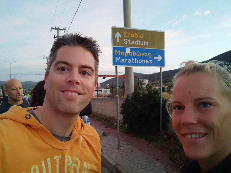 Ivett und Jürgen beim Athen Marathon The Authentic